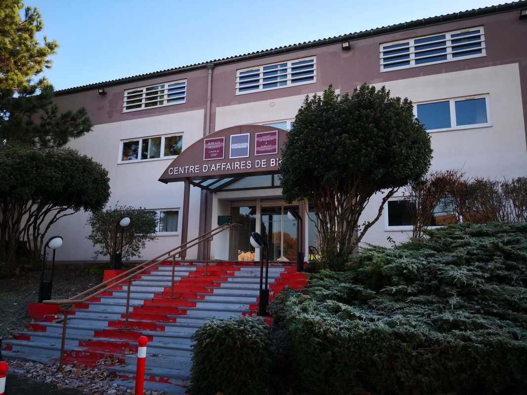 Photo du bien : à Louer Bureaux 91220 BRETIGNY SUR ORGE offre 769042