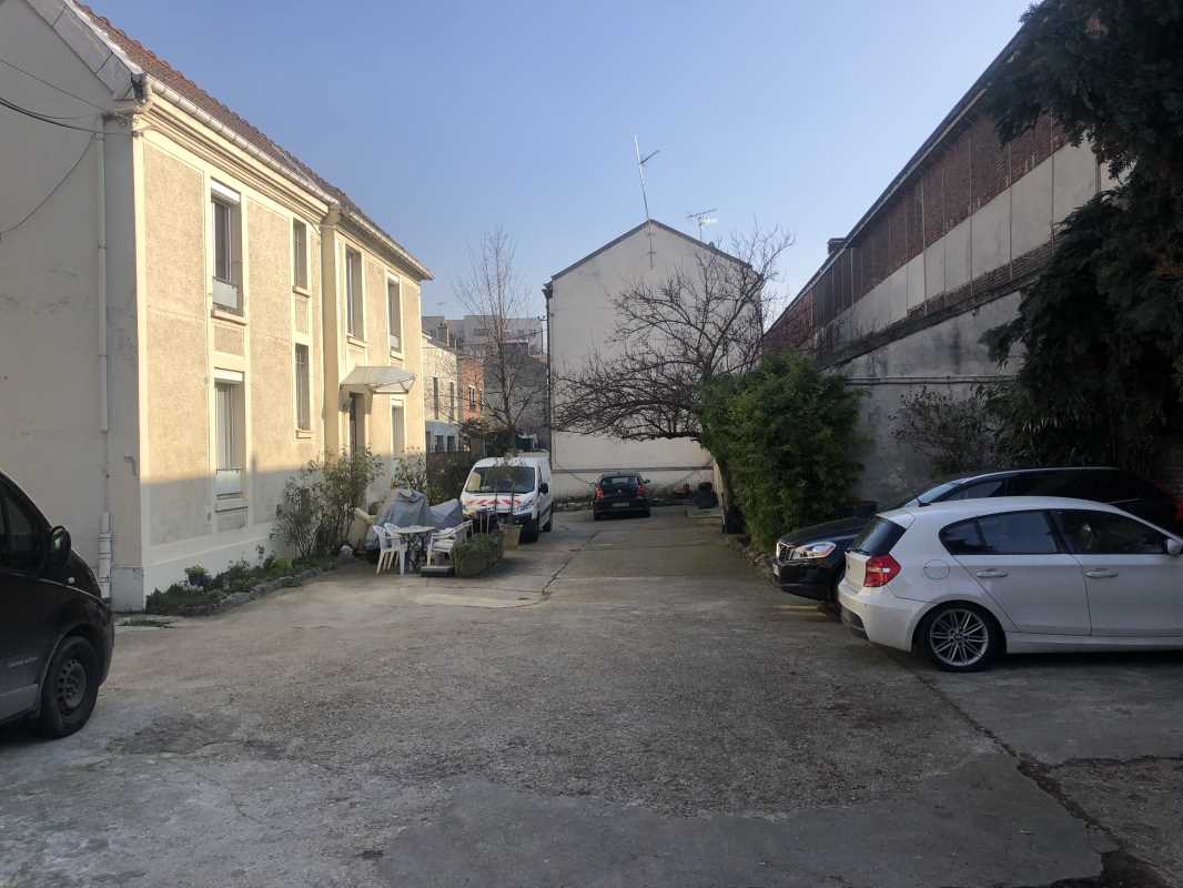 Photo du bien : à Vendre Bureaux et Activités 93210 SAINT DENIS offre 788488