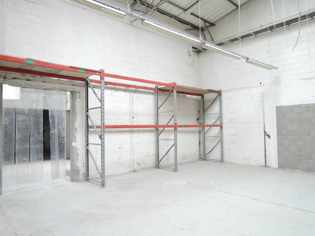 Photo du bien : à Louer Locaux d'activité 92000 NANTERRE offre 801944
