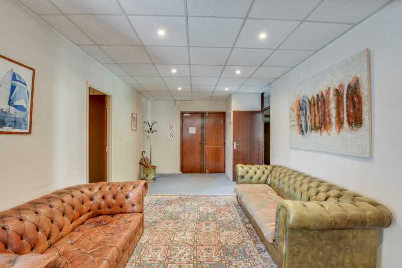 Photo du bien : à Vendre ou à Louer Bureaux 92100 BOULOGNE BILLANCOURT offre 806363