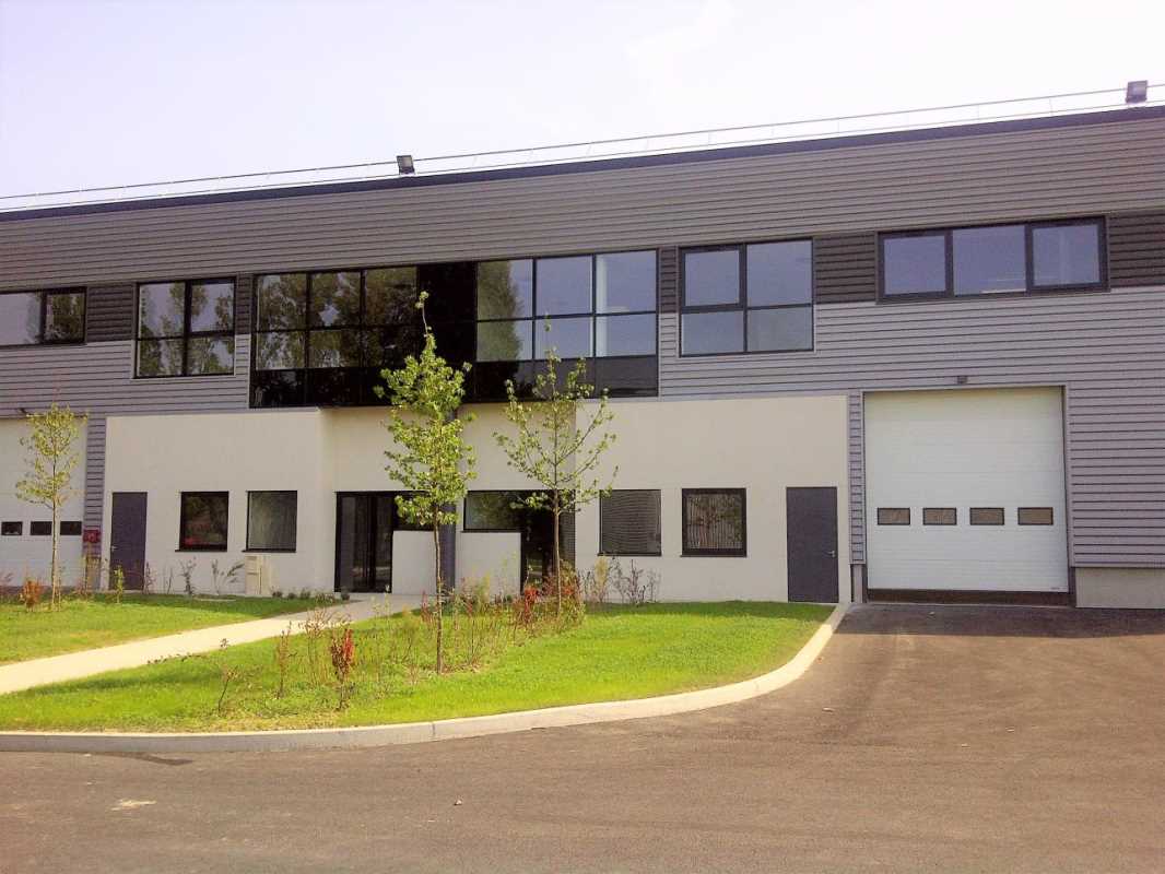 Photo du bien : à Louer Locaux d'activité 93120 LA COURNEUVE offre 810288