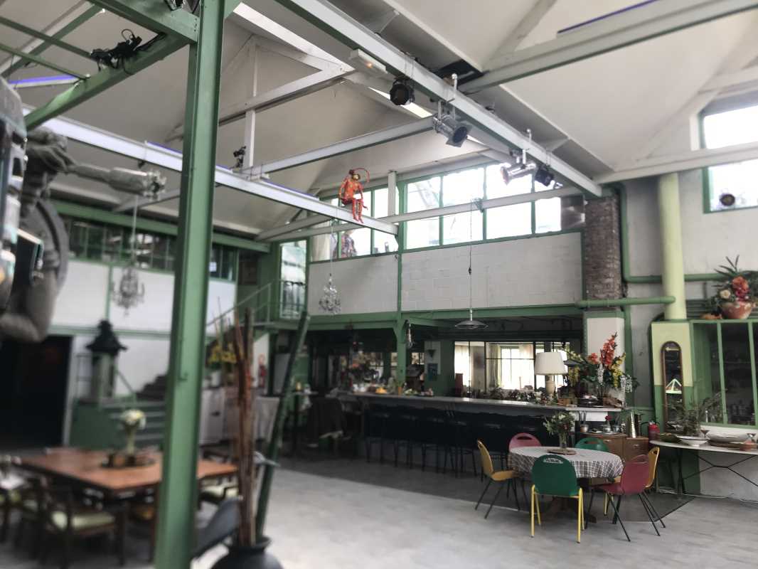 Photo du bien : à Vendre Locaux d'activité 78270 BONNIERES SUR SEINE offre (...)