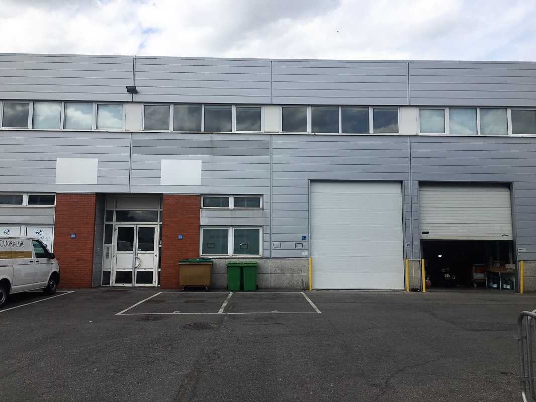 Photo du bien : à Louer Locaux d'activité 94400 VITRY SUR SEINE offre 823735