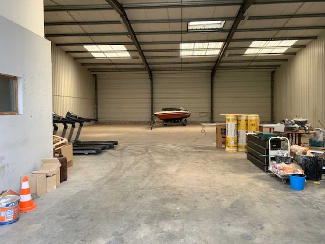 Photo du bien : à Louer Locaux d'activité 95420 MAGNY EN VEXIN offre 827761