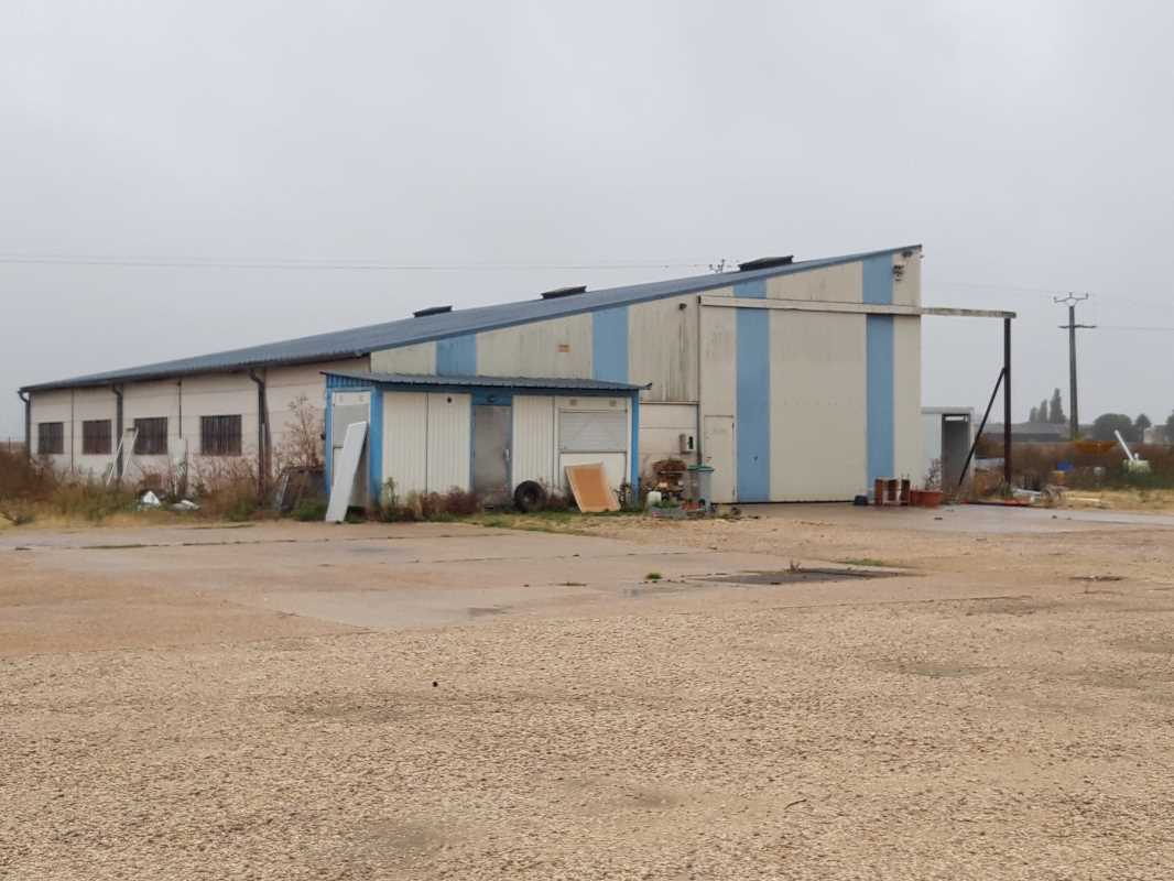 Photo du bien : à Louer Entrepôt et Locaux d'activité 91410 SAINT ESCOBILLE offre (...)