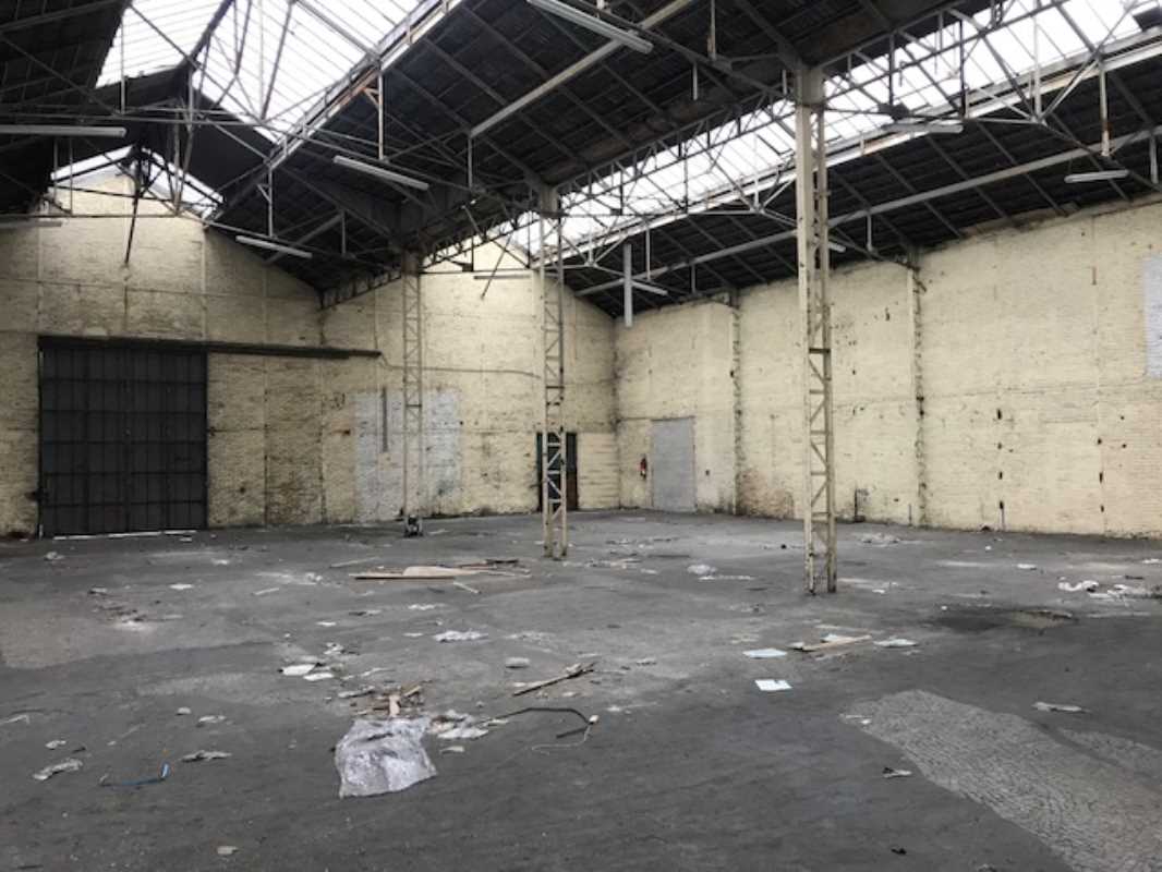 Photo du bien : à Louer Locaux d'activité 93120 LA COURNEUVE offre 833511