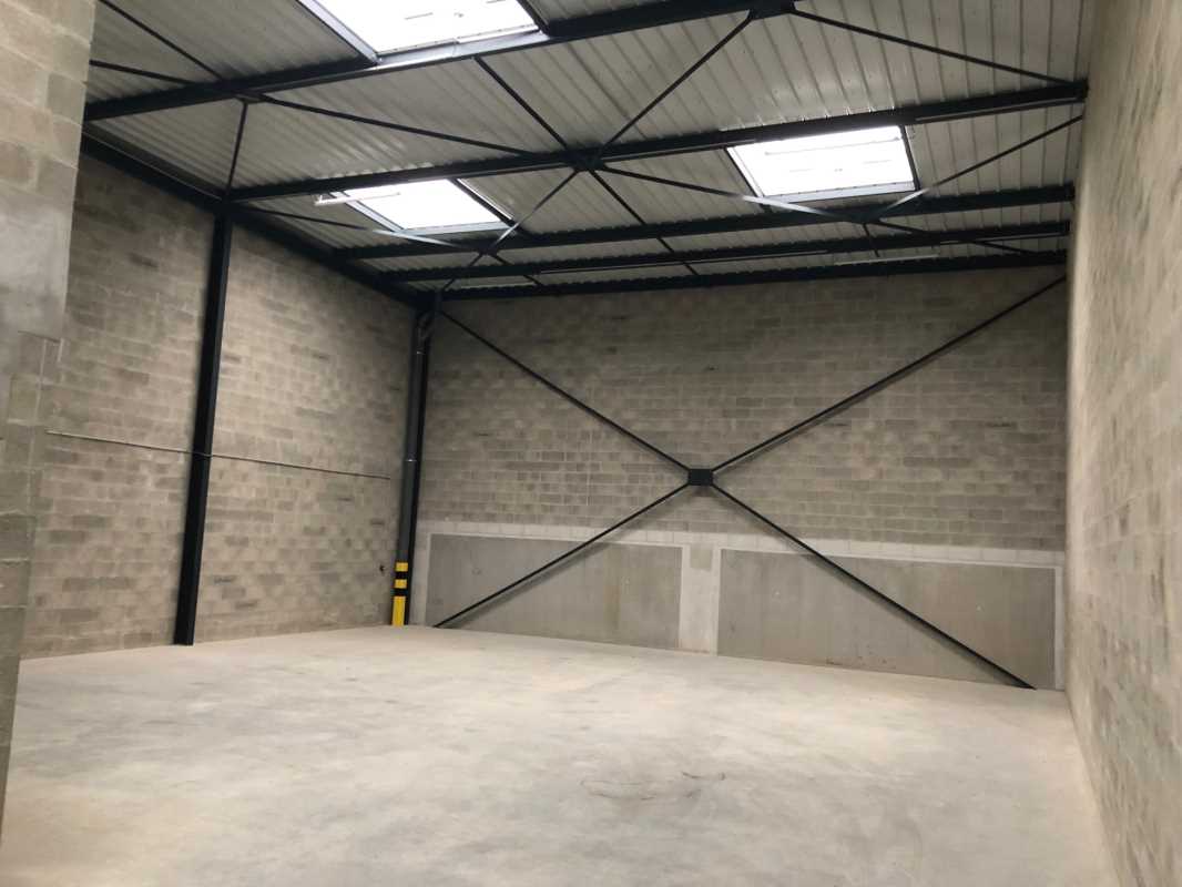 Photo du bien : à Louer Locaux d'activité 95410 GROSLAY offre 833777