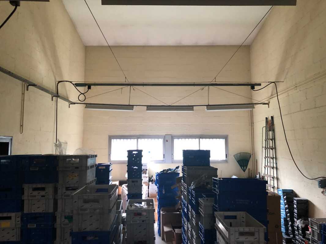 Photo du bien : à Vendre Locaux d'activité 78500 SARTROUVILLE offre 839490