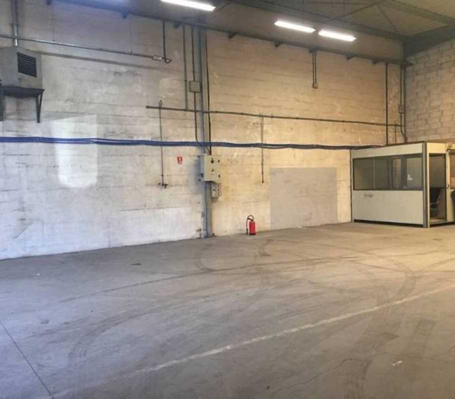Photo du bien : à Louer Activités et Bureaux 94500 CHAMPIGNY SUR MARNE offre 855754