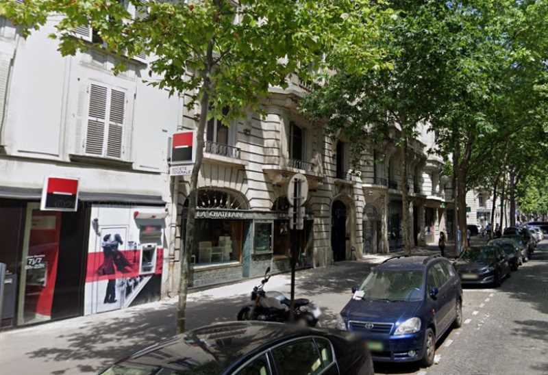 Photo du bien : à Louer + droit d'entrée Locaux commerciaux 75016 PARIS offre (...)