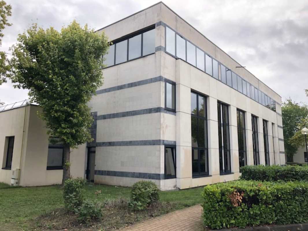 Photo du bien : à Louer Bureaux 92230 GENNEVILLIERS offre 912224