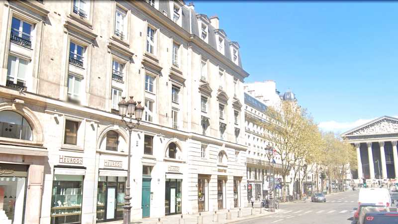 Bureaux de 136 m² À louer à Paris 8e Arrondissement