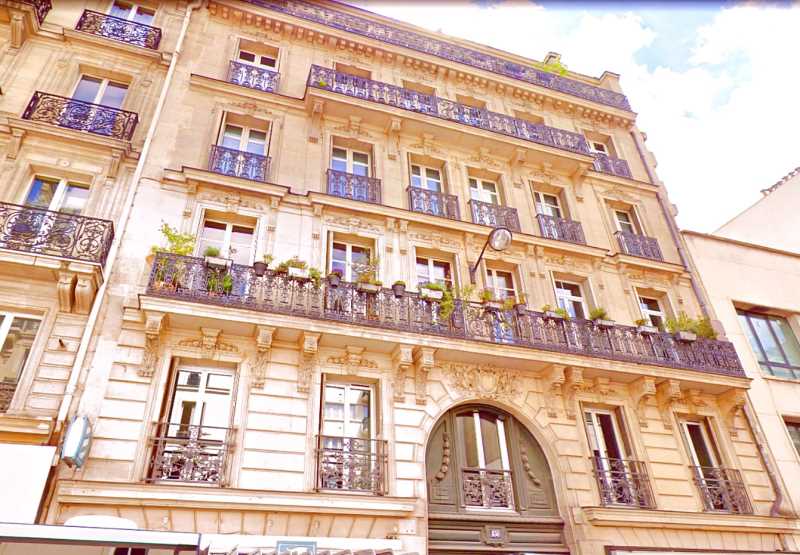 Bureaux de 285 m² À vendre à Paris 10e Arrondissement