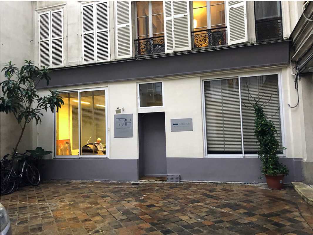 Bureaux de 285 m² À vendre à Paris 10e Arrondissement