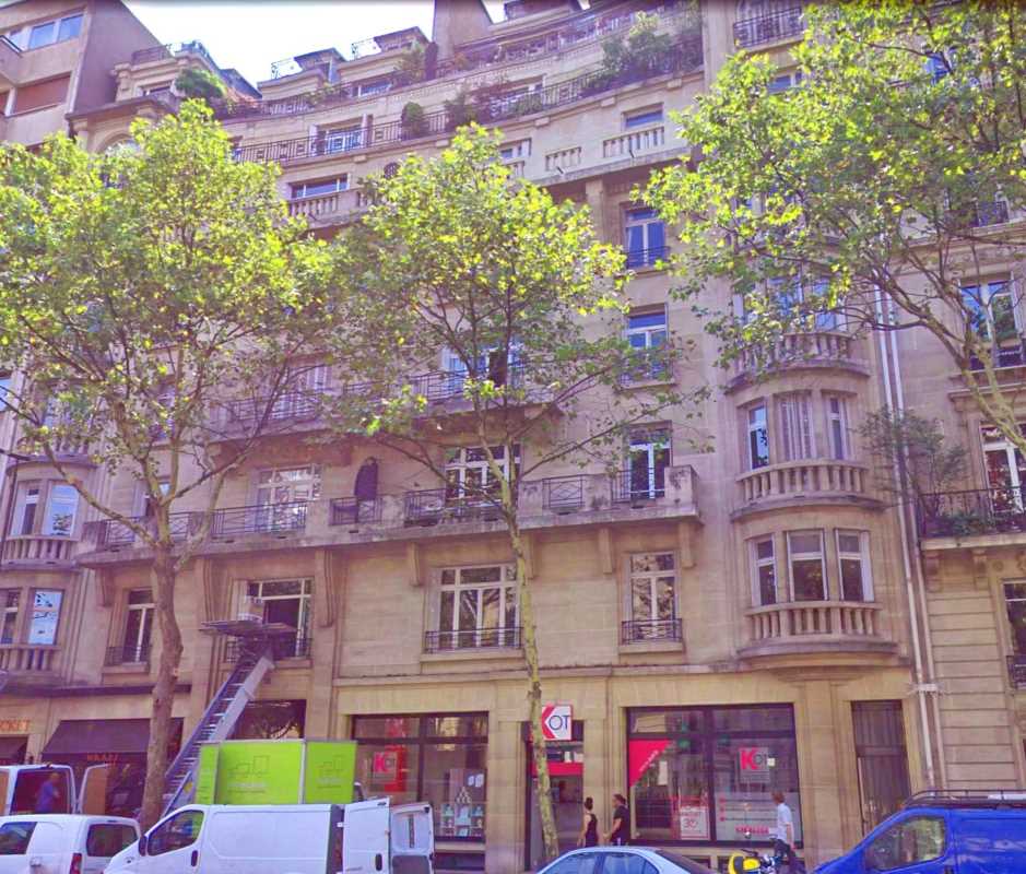 Autre de 282 m² À louer à Paris 8e Arrondissement