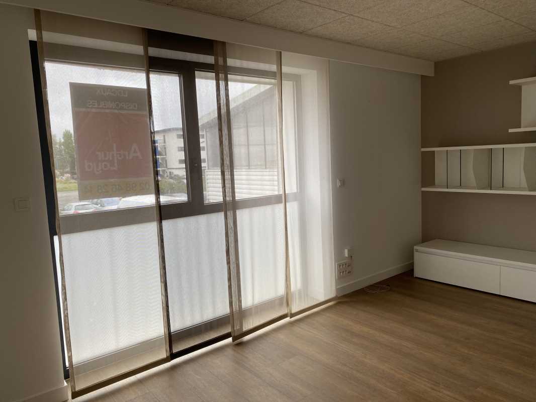 Visuel 3 de l'annonce : A LOUER PLATEAUX DE BUREAUX 124 M² PORT DE COMMERCE BREST