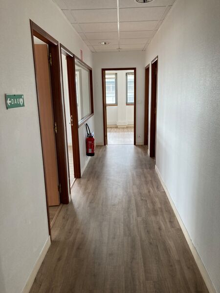 Visuel 2 de l'annonce : A LOUER PLATEAU DE BUREAUX PORT DE COMMERCE BREST
