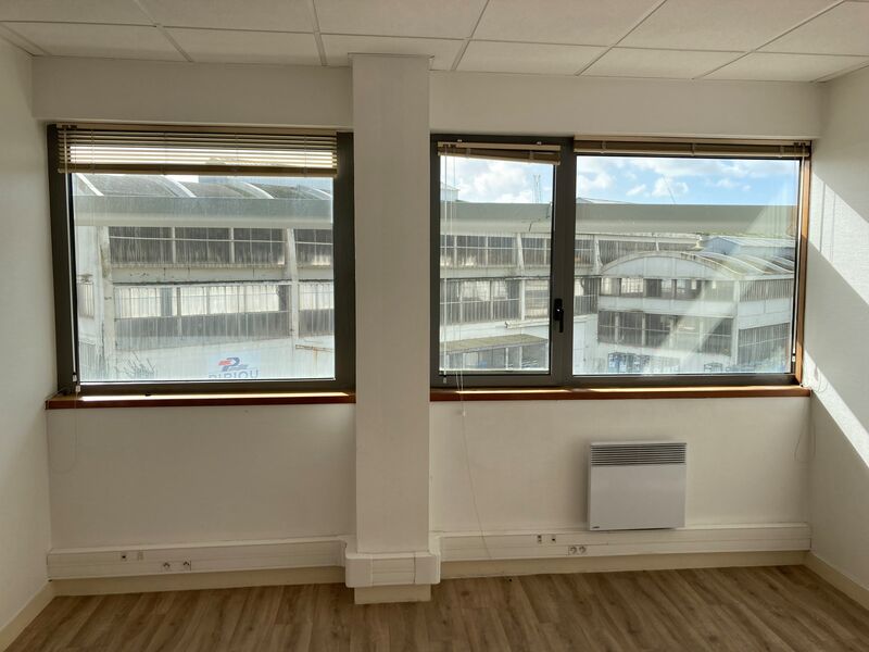 Visuel 4 de l'annonce : A LOUER PLATEAU DE BUREAUX PORT DE COMMERCE BREST