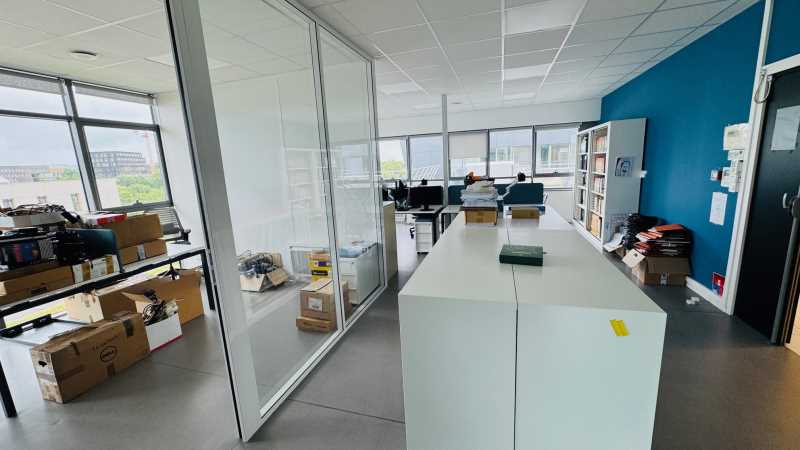 Visuel 4 de l'annonce : PLATEAU DE BUREAUX A LOUER 101 M² KERGONAN GUIPAVAS