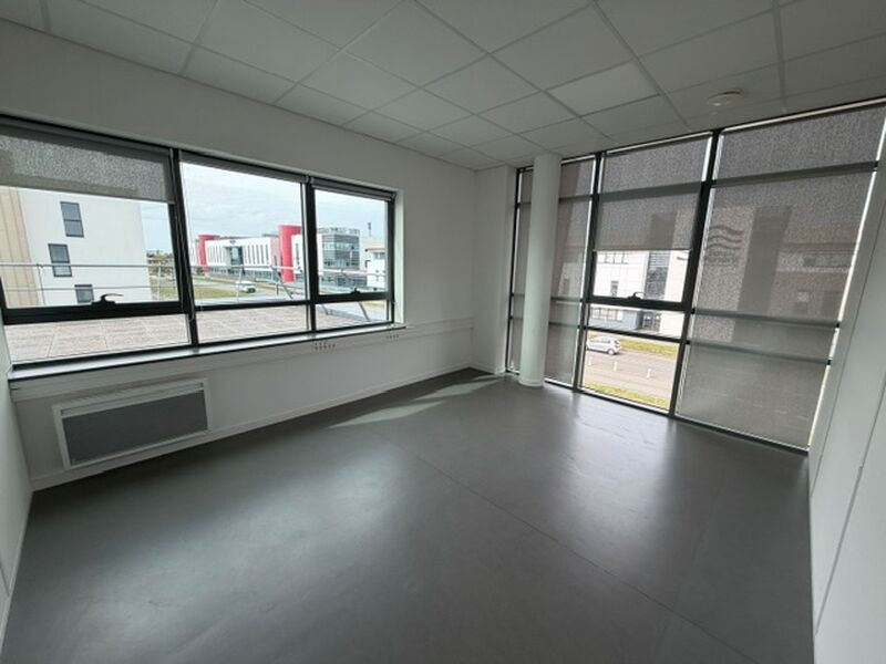 PLATEAU DE BUREAUX A LOUER 101 M² KERGONAN GUIPAVAS