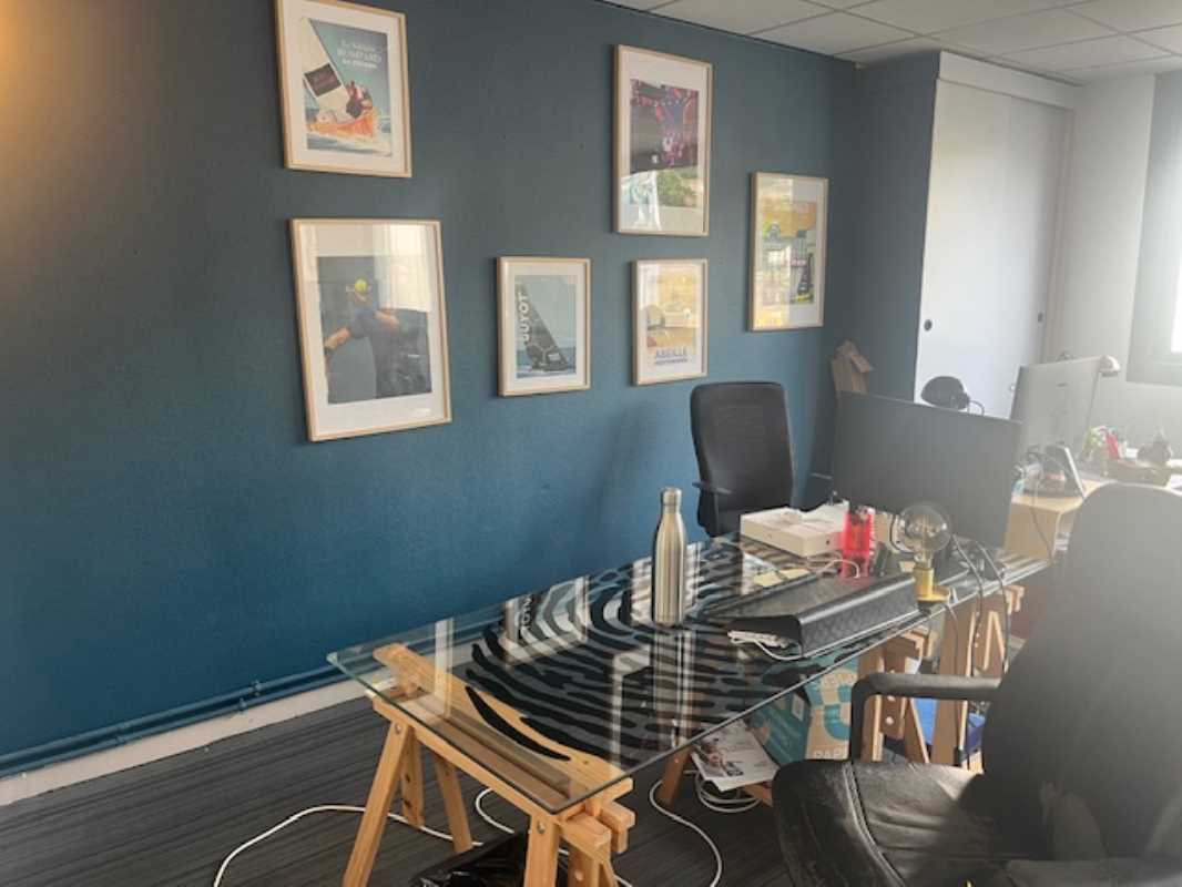 Visuel 3 de l'annonce : A LOUER - PLATEAU DE BUREAUX 260 M² - PORT DE COMMERCE DE BREST