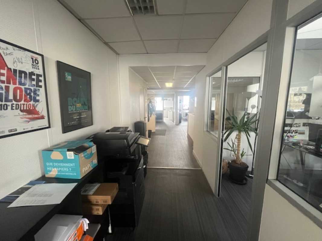 Visuel 4 de l'annonce : A LOUER - PLATEAU DE BUREAUX 260 M² - PORT DE COMMERCE DE BREST