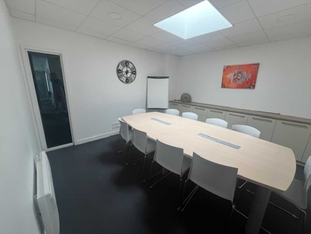 Visuel 2 de l'annonce : BUREAUX - 230 M² - BREST CENTRE VILLE