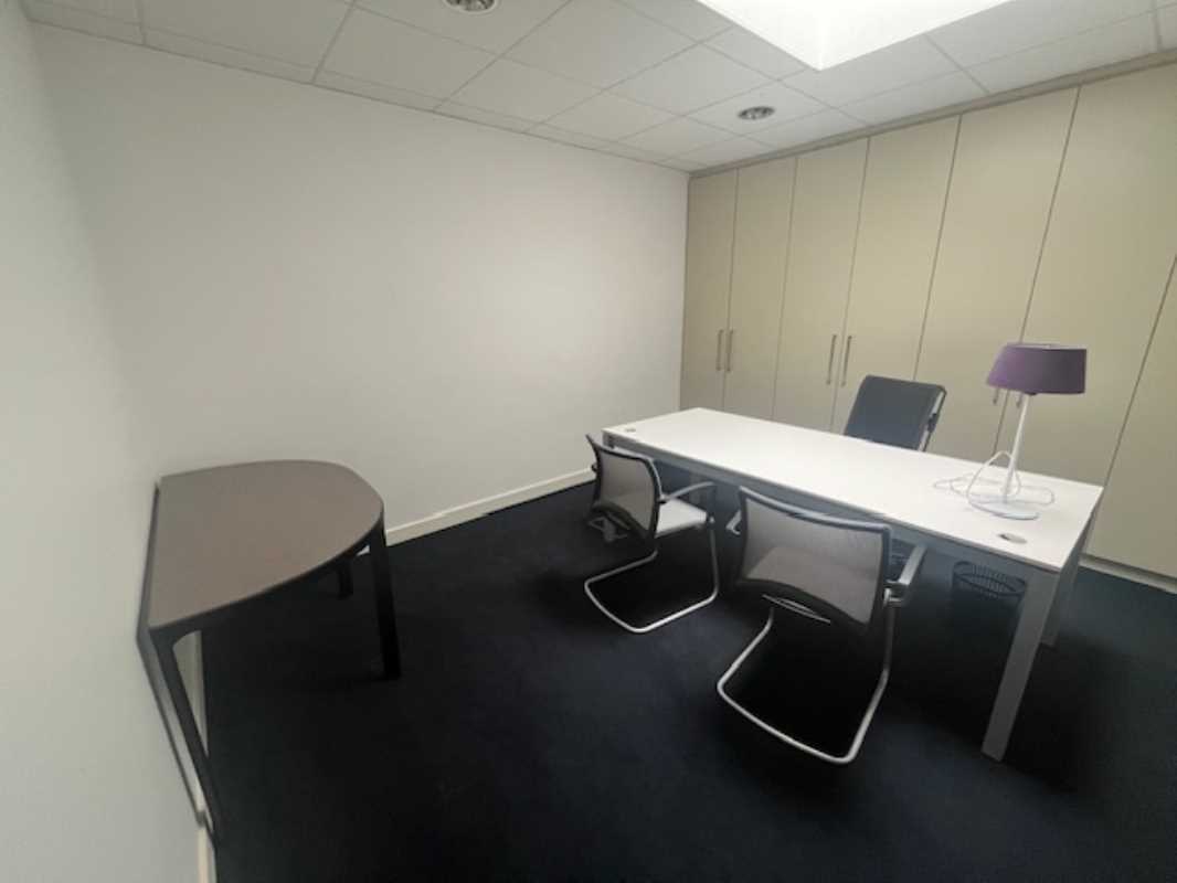 Visuel 4 de l'annonce : BUREAUX - 230 M² - BREST CENTRE VILLE
