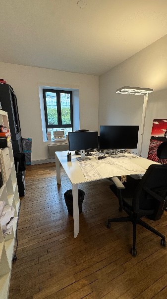 Visuel 6 de l'annonce : BUREAUX DE 107 M² AU PORT DE COMMERCE DE BRET - ESPACE FONCTIONNEL ET MODULABLE
