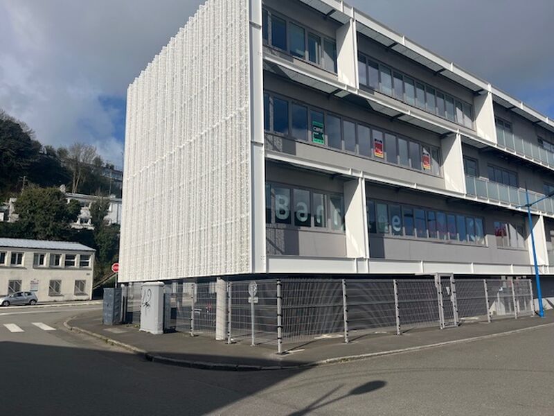 Visuel 6 de l'annonce : A LOUER A VENDRE PLATEAU DE BUREAUX 256 M² PORT DE COMMERCE BREST
