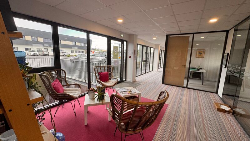 Visuel 11 de l'annonce : A LOUER PLATEAU DE BUREAUX 440 M² KERGONAN BREST