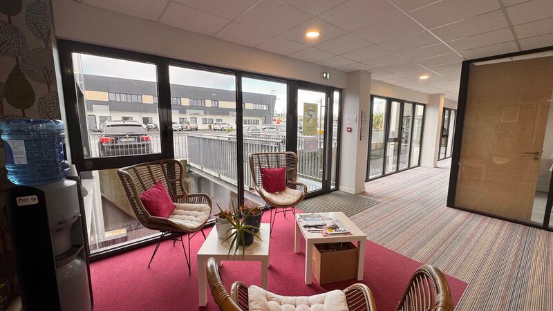 Visuel 10 de l'annonce : A LOUER PLATEAU DE BUREAUX 440 M² KERGONAN BREST