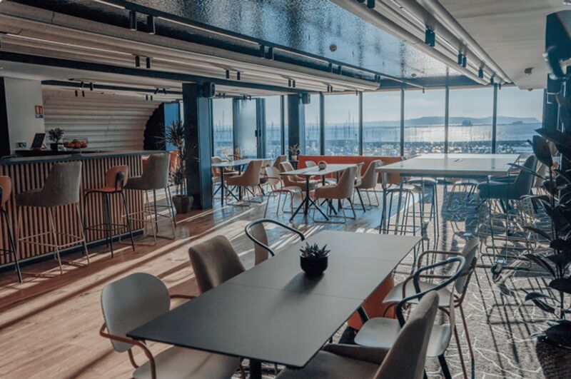 Visuel 6 de l'annonce : BUREAUX PARTAGES OU PRIVATIFS AVEC VUE SUR LA MARINA ET LA RADE DE BREST