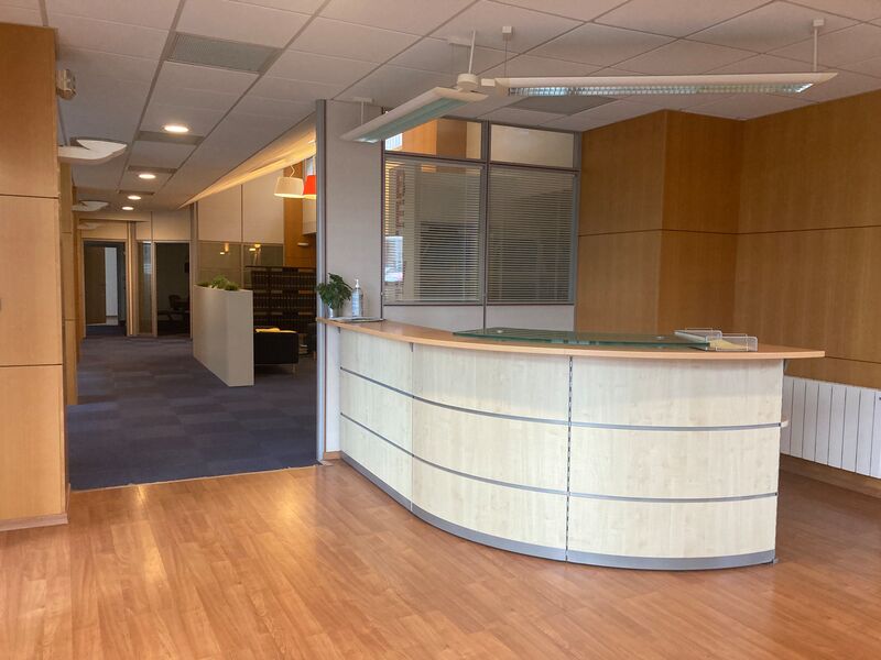 Visuel 2 de l'annonce : BUREAUX 640 M² HYPER CENTRE VILLE BREST EMPLACEMENT PREMIUM