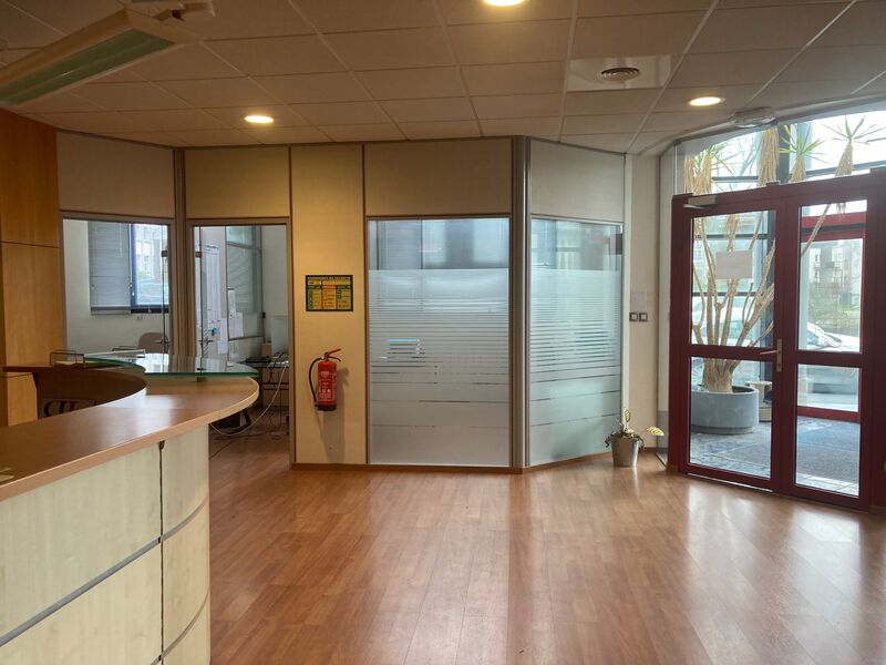 Visuel 3 de l'annonce : BUREAUX 640 M² HYPER CENTRE VILLE BREST EMPLACEMENT PREMIUM