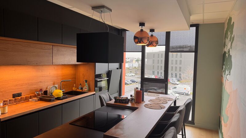 Visuel 17 de l'annonce : Plateaux de bureaux  zone de l'Hermitage à Brest - Hyper visibilité commerciale