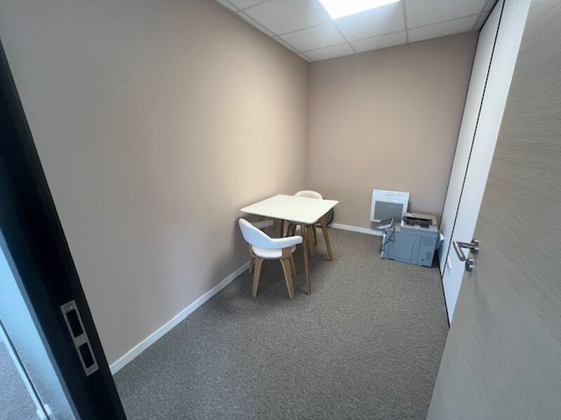Visuel 3 de l'annonce : A LOUER BUREAUX DE 90m² PORT DE COMMERCE DE BREST