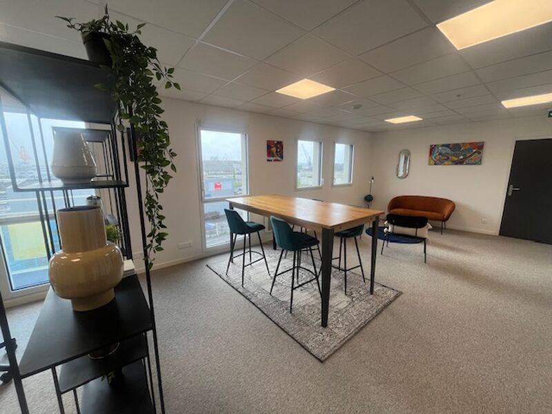 Visuel 8 de l'annonce : A LOUER BUREAUX DE 90m² PORT DE COMMERCE DE BREST