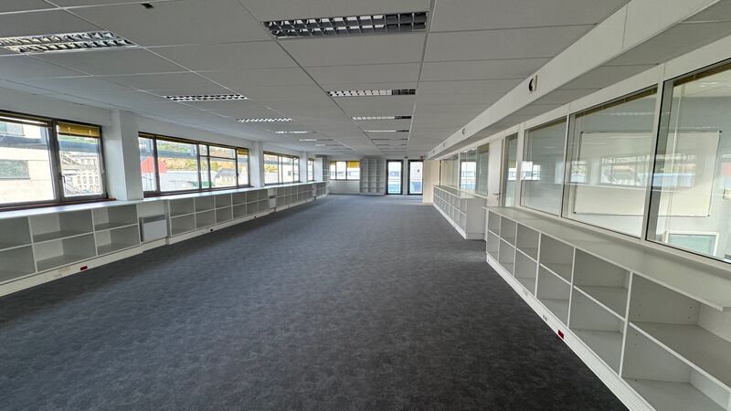 Visuel 6 de l'annonce : A LOUER A VENDRE PLATEAU DE BUREAUX PORT DE COMMERCE BREST