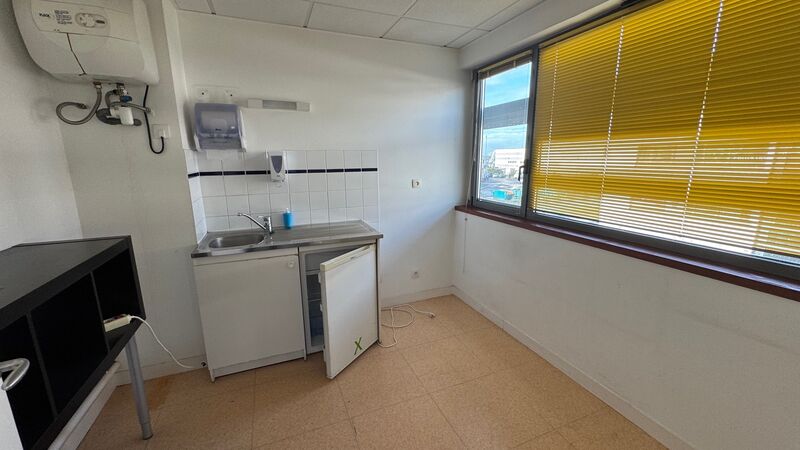 Visuel 8 de l'annonce : A LOUER A VENDRE PLATEAU DE BUREAUX PORT DE COMMERCE BREST