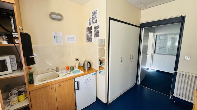 Visuel 2 de l'annonce : A VENDRE / A LOUER - PLATEAUX DE BUREAUX 156 M² - HYPER CENTRE BREST