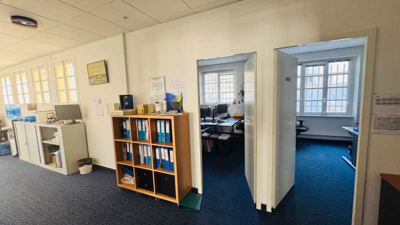 A VENDRE / A LOUER - PLATEAUX DE BUREAUX 155 M² - HYPER CENTRE BREST