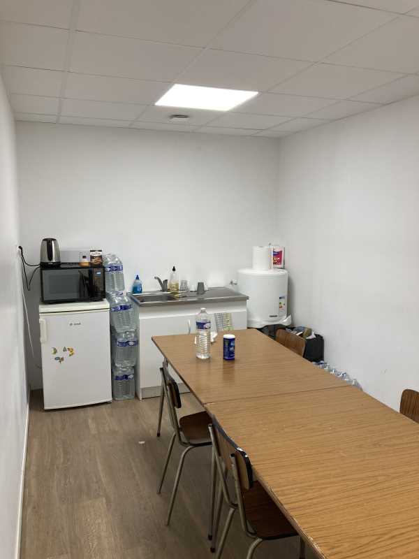 Visuel 10 de l'annonce : LOCAL D'ACTIVITE DE 680 M² - GOUESNOU