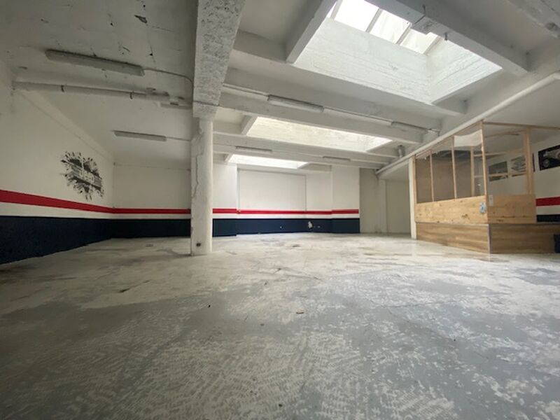 Visuel 2 de l'annonce : LOCAL COMMERCIAL A VENDRE/ A LOUER BREST SAINT MARC