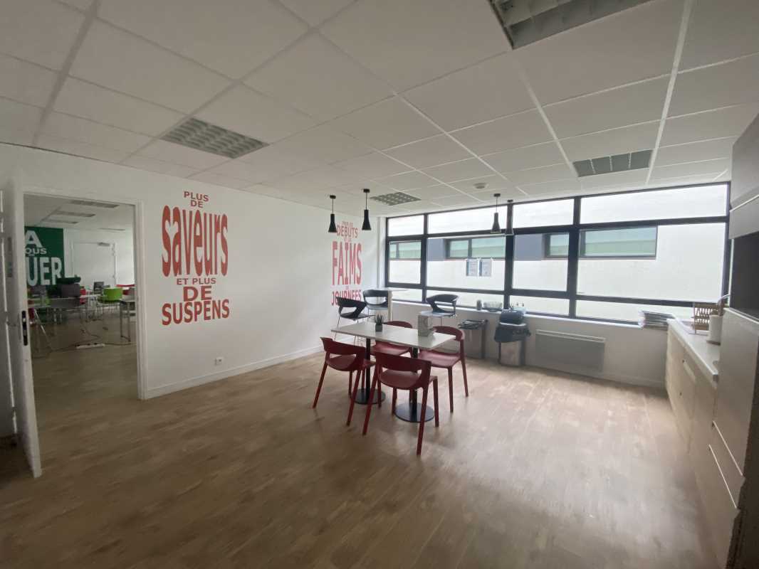 Visuel 8 de l'annonce : A VENDRE A LOUER PLATEAU DE BUREAUX KERGARADEC III