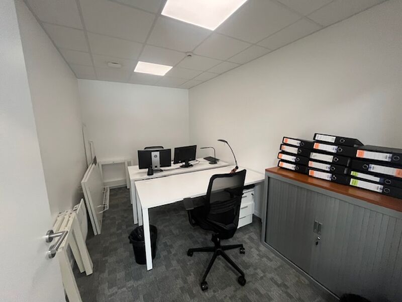 Visuel 11 de l'annonce : BUREAUX 570 M² A LOUER BREST KERGONAN