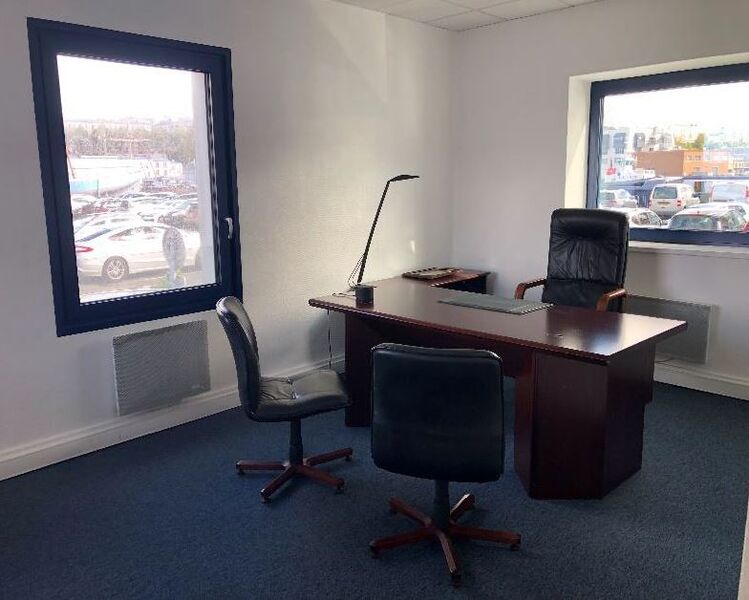 BUREAUX 55 M² A LOUER BREST PORT DE COMMERCE