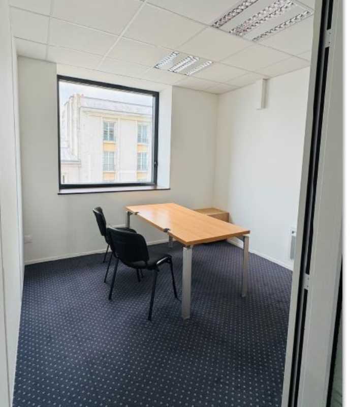 Visuel 7 de l'annonce : BUREAUX 120 M² A LOUER SIAM BREST