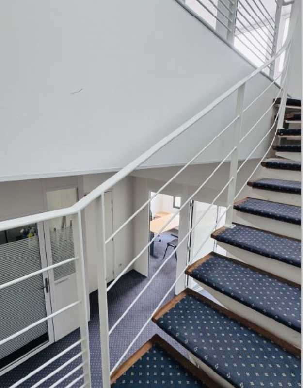 Visuel 8 de l'annonce : BUREAUX 120 M² A LOUER SIAM BREST