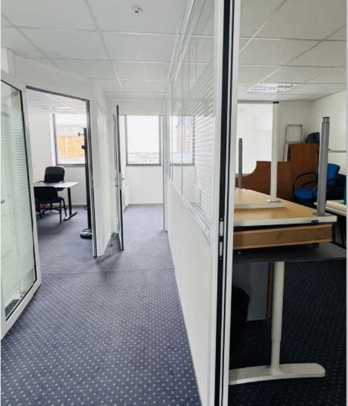 Visuel 9 de l'annonce : BUREAUX 120 M² A LOUER SIAM BREST